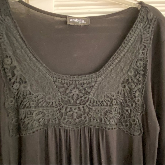 AMBRIA Black Lace Front Boho Top - Picture 3 of 5